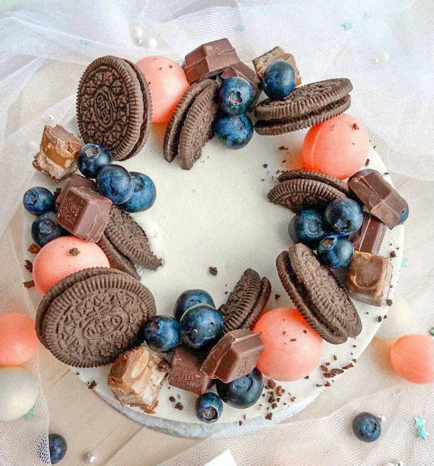 Молочная Девочка